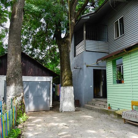 Almaty Hostel Dom Koktobe Exterior photo